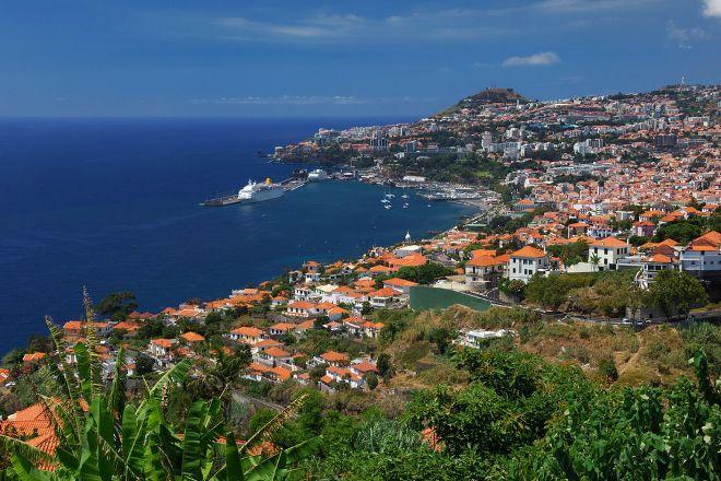 The sixth Act will take place from 22-25 of September in the waters off Funchal, the island’s capital, where thousands of tourists and locals will have a perfect view of some the world’s top multihull sailors racing hydro-foiling GC32 catamarans at close quarters - 2016 Extreme Sailing Series © Hugo Reis